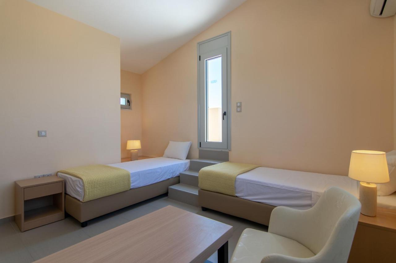 Yanni'S Villas Adelianos Kampos Buitenkant foto