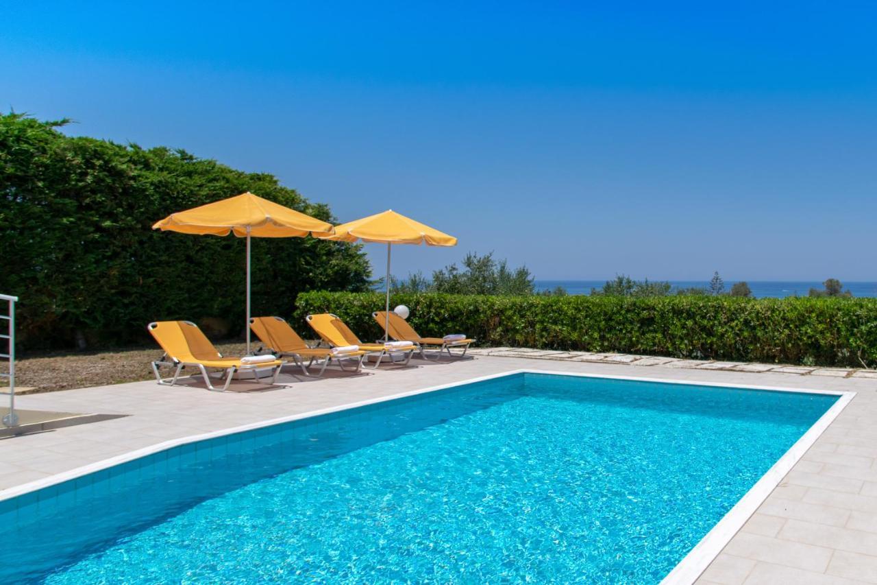 Yanni'S Villas Adelianos Kampos Buitenkant foto