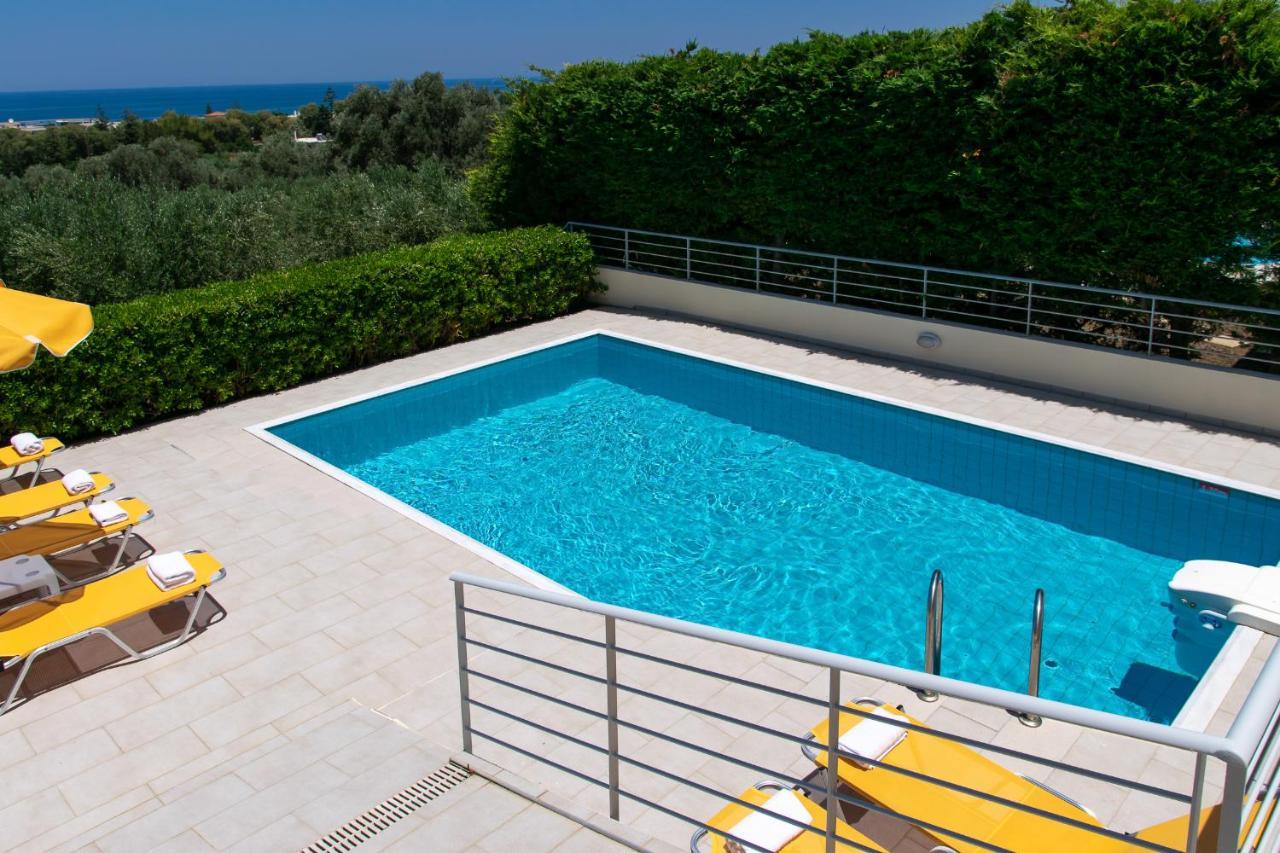 Yanni'S Villas Adelianos Kampos Buitenkant foto